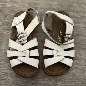 White saltwater sandals toddler 8